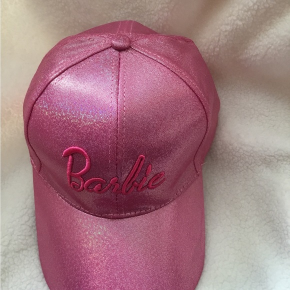 Pink Barbie hat, new without tag, one size fits most - Picture 2 of 11